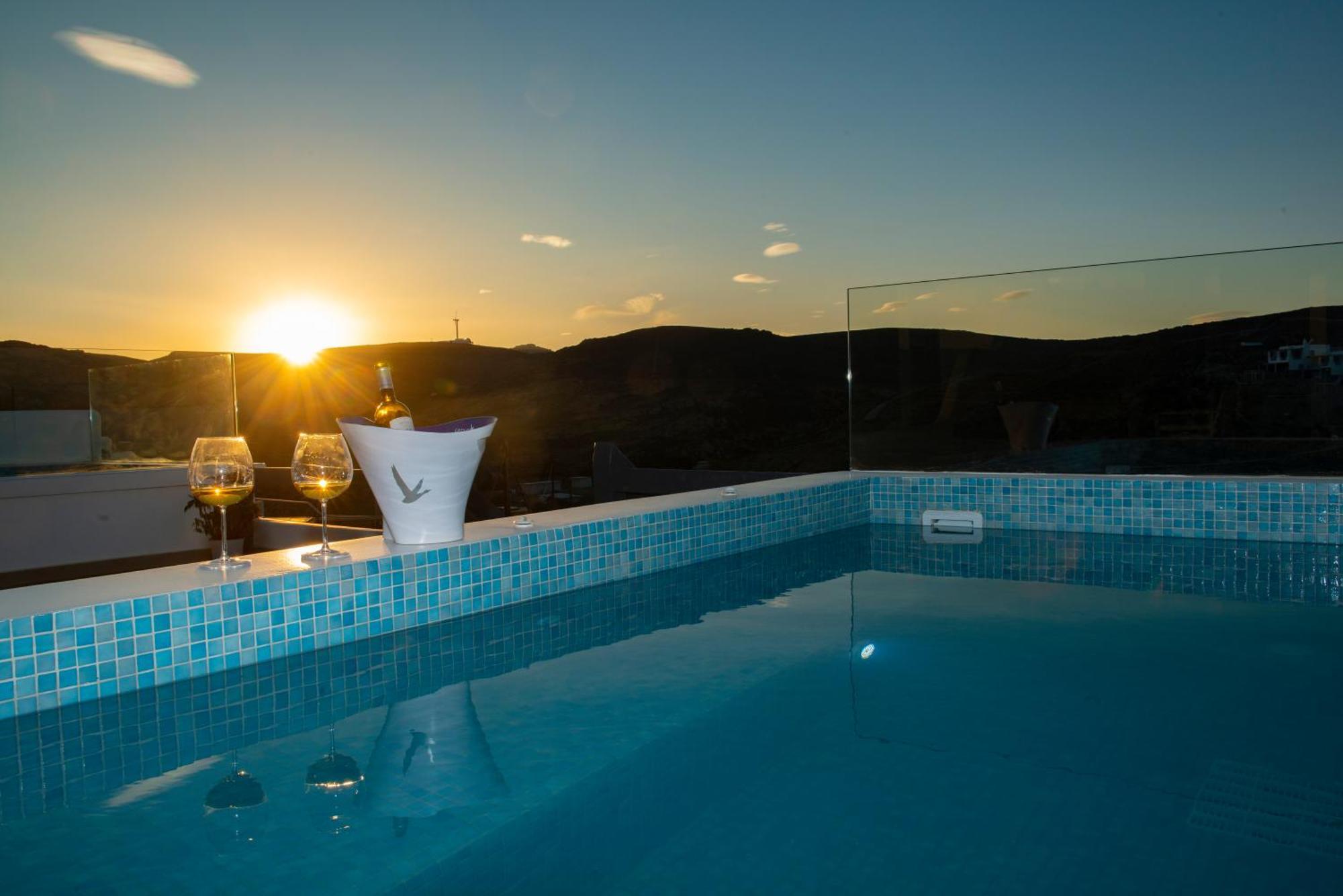 Myrsini'S Luxury Suites Merchia Mykonos Town Eksteriør bilde